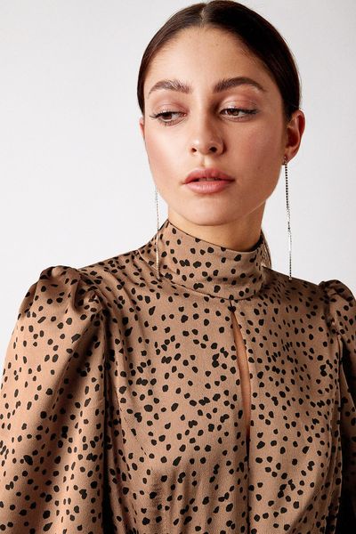 2021 Spring Summer Elegant Dots Print Midi Dresses for Women Lantern Sleeve Hollow Out Holiday Sundress Clothes, Khaki
2021 Spring Summer Elegant Dots Print Midi Dresses for Women Lantern Sleeve Hollow Out Holiday Sundress Clothes, Khaki