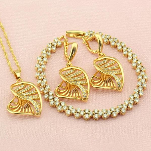 classic heart white crystal golden women's wedding bridal jewelry sets drop earrings bracelet pendant necklace jewellry box, Silver
classic heart white crystal golden women's wedding bridal jewelry sets drop earrings bracelet pendant necklace jewellry box, Silver