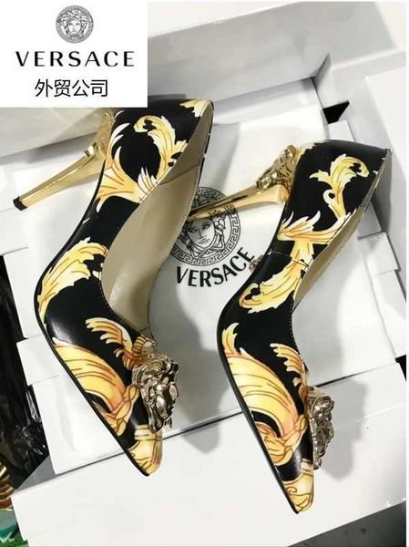 sandals loafers women high heels men slippers mules slides pumps designer luxury ballerinas sneakers dress shoes 19vt, Black;white
sandals loafers women high heels men slippers mules slides pumps designer luxury ballerinas sneakers dress shoes 19vt, Black;white