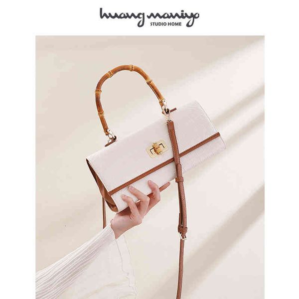 handbag bag female 2021 fashion crocodile pattern women's messenger single shoulder french stick bamboo section hand, Black;red
handbag bag female 2021 fashion crocodile pattern women's messenger single shoulder french stick bamboo section hand, Black;red