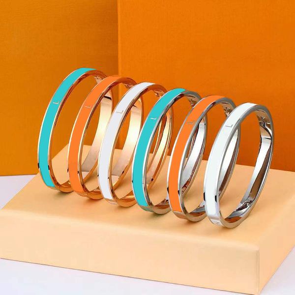 luxurys designers bracelet bangle designer fashion women's jewelry classic fashion men' and women' personalized couple bracel, Black
luxurys designers bracelet bangle designer fashion women's jewelry classic fashion men' and women' personalized couple bracel, Black