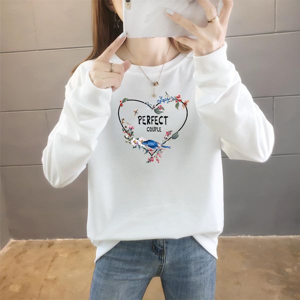 women's sweater thin 2021 autumn korean letter printed round neck long sleeve loose large coat, Black
women's sweater thin 2021 autumn korean letter printed round neck long sleeve loose large coat, Black