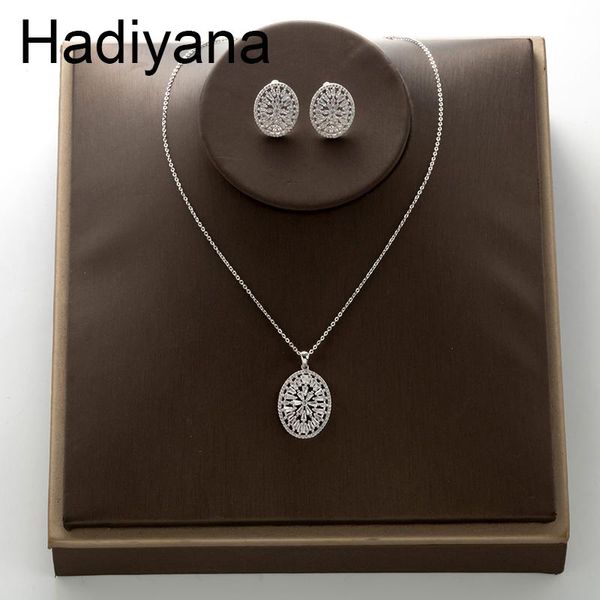 earrings & necklace hadiyana fashion bridal engagement wedding set ornaments shiny oval lady zircon pendant sets for women gifts tz5059, Silver
earrings & necklace hadiyana fashion bridal engagement wedding set ornaments shiny oval lady zircon pendant sets for women gifts tz5059, Silver