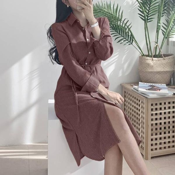 casual dresses women's striped sundress 2022 stylish split shirt dress long sleeve button knee length vestidos female lapel robe, Black;gray
casual dresses women's striped sundress 2022 stylish split shirt dress long sleeve button knee length vestidos female lapel robe, Black;gray
