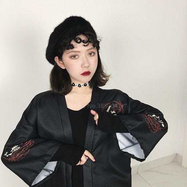 2021 new japanese style kimono cardigan traditional printing casual coat fashion harajuku streetwear samurai costumes haori yukata gc, White;black
2021 new japanese style kimono cardigan traditional printing casual coat fashion harajuku streetwear samurai costumes haori yukata gc, White;black