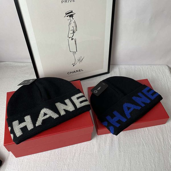 hat autumn and winter warm cashmere wool small fragrance sydney net red with large letter embroidery knitted women, Blue;gray
hat autumn and winter warm cashmere wool small fragrance sydney net red with large letter embroidery knitted women, Blue;gray