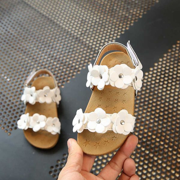 elling designer new beach girls sandals children for fashion flower baby flat princess cool pu leather shoes a915 classic luxury, Black;white
elling designer new beach girls sandals children for fashion flower baby flat princess cool pu leather shoes a915 classic luxury, Black;white
