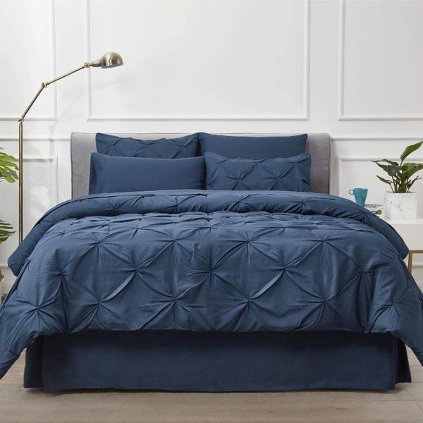 bedding sets luxury , softest navy pinch pleat duvet cover elegant comfort silky soft set and pillowcase for king size bed
bedding sets luxury , softest navy pinch pleat duvet cover elegant comfort silky soft set and pillowcase for king size bed