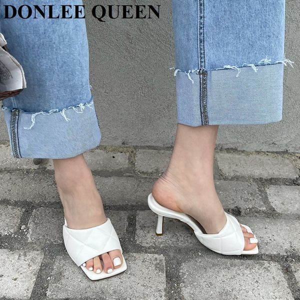 new fashion brand slippers women square toe high heels sandal diamond embossing slides house outdoor flip flops zapatillas mujer, Black
new fashion brand slippers women square toe high heels sandal diamond embossing slides house outdoor flip flops zapatillas mujer, Black