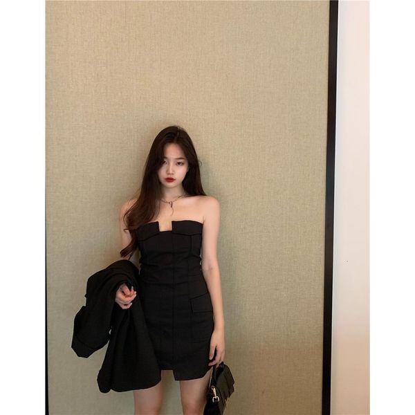 in autumn 2021, the new version of joker blazer upper shoulder tube dressed as two female tender pieces tide zz5b, White;black
in autumn 2021, the new version of joker blazer upper shoulder tube dressed as two female tender pieces tide zz5b, White;black