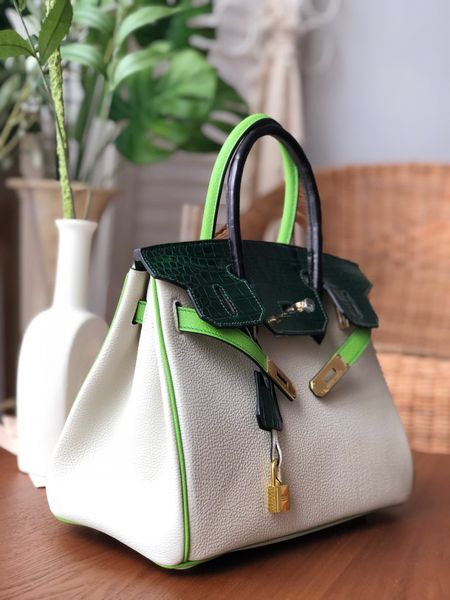 25cm touch totes fully handmade women brand bag crocodile handle real alligator skin togo leather brand handbag wax line stitching fast deli
25cm touch totes fully handmade women brand bag crocodile handle real alligator skin togo leather brand handbag wax line stitching fast deli