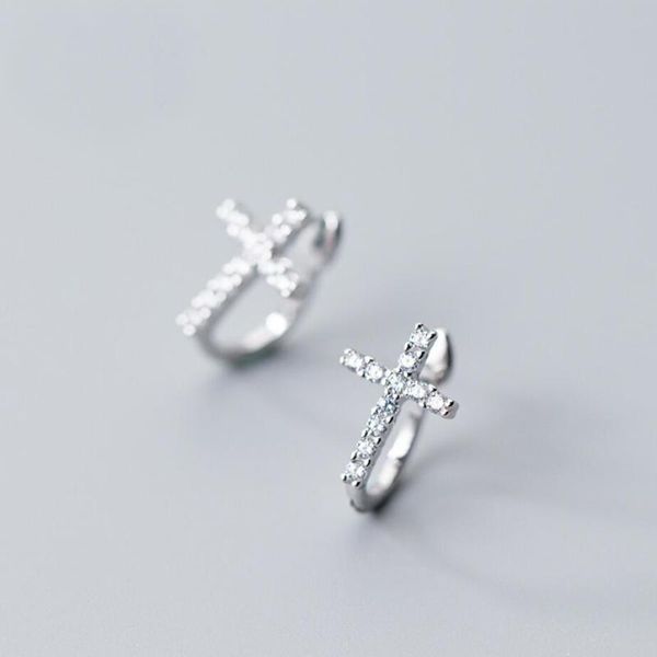 clip-on & screw back 925 solid sterling silver zirconia cross ear cuff clip earrings no piercing a1912
clip-on & screw back 925 solid sterling silver zirconia cross ear cuff clip earrings no piercing a1912