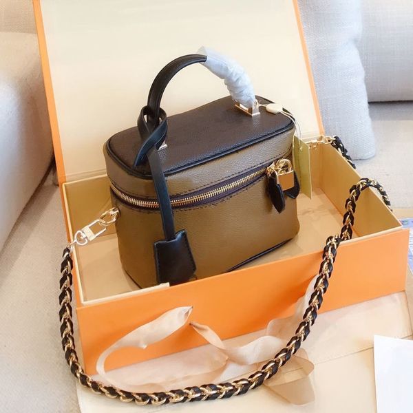 makeup bag cosmetic handbag toiletry pouch cases women travel shoulder bags clutch handbags purses wallets with box l0014
makeup bag cosmetic handbag toiletry pouch cases women travel shoulder bags clutch handbags purses wallets with box l0014
