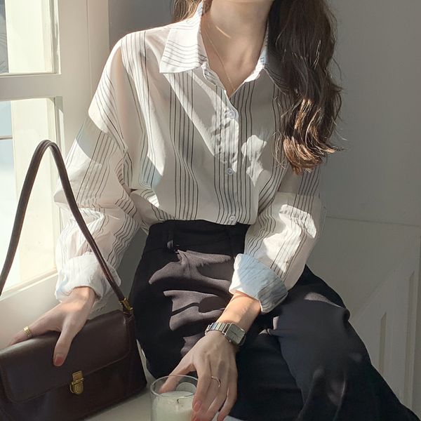 2021 elegant lapel basic striped shirt women new spring autumn formal work wear blouses loose ol long sleeve female m1tk, Black
2021 elegant lapel basic striped shirt women new spring autumn formal work wear blouses loose ol long sleeve female m1tk, Black