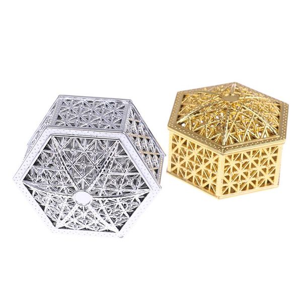 hollow gold silver foil cake candy box wedding favor marriage baby shower gift box packaging party event supplies
hollow gold silver foil cake candy box wedding favor marriage baby shower gift box packaging party event supplies