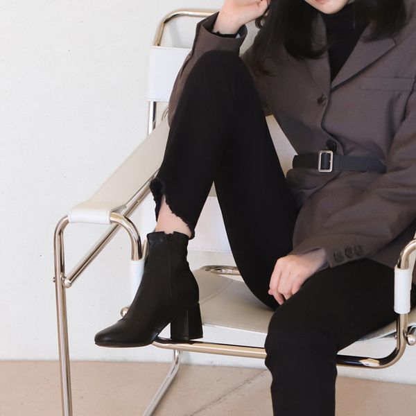 5 leather/suede boots fall and winter heel thick women's high heels size 33-42 x6x7, Black
5 leather/suede boots fall and winter heel thick women's high heels size 33-42 x6x7, Black