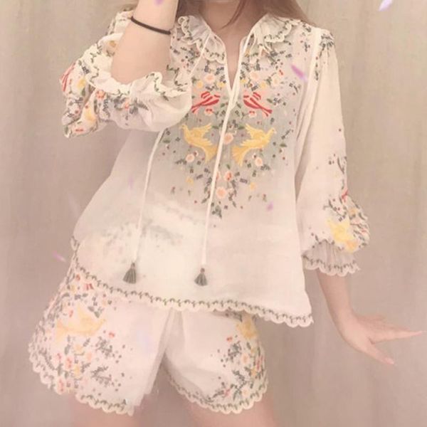 women's tracksuits high street stylish 2021 runway suit set o-neck petal sleeve drawstring ruffles short pants embroidery, Gray
women's tracksuits high street stylish 2021 runway suit set o-neck petal sleeve drawstring ruffles short pants embroidery, Gray