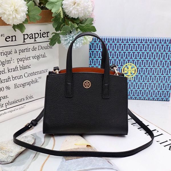 new trendy tb handbag mini messenger bag cowhide tote bag handbag ol commuter
new trendy tb handbag mini messenger bag cowhide tote bag handbag ol commuter