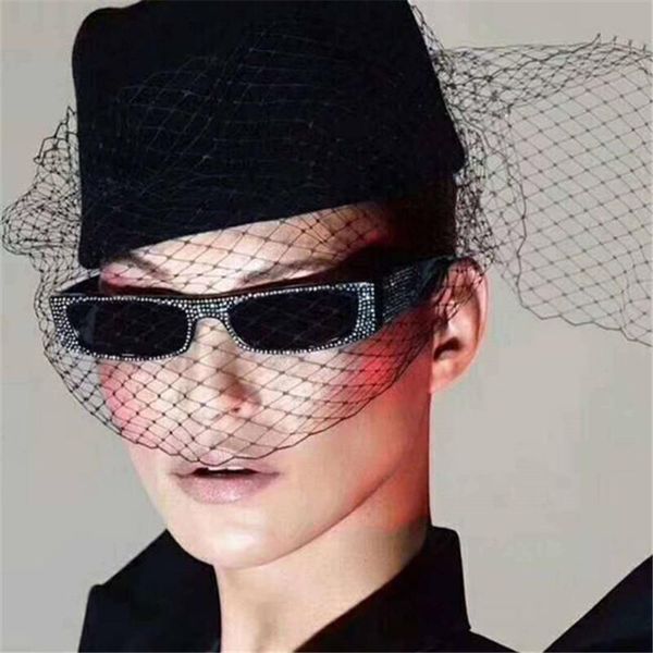 sunglasses luxury square women oversized rhinestone frame bling diamond brand glasses fashion female shades, White;black
sunglasses luxury square women oversized rhinestone frame bling diamond brand glasses fashion female shades, White;black