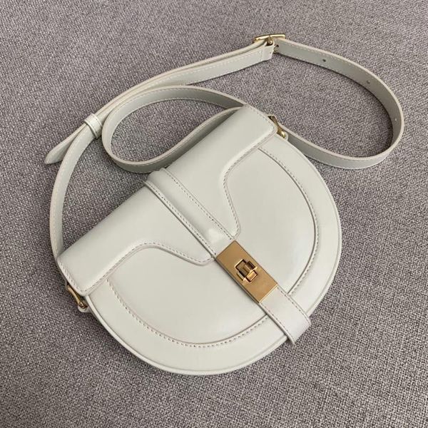 evening bags women's style cowhide shoulder bag niche design semicircle saddle female lock small square tide messenger
evening bags women's style cowhide shoulder bag niche design semicircle saddle female lock small square tide messenger