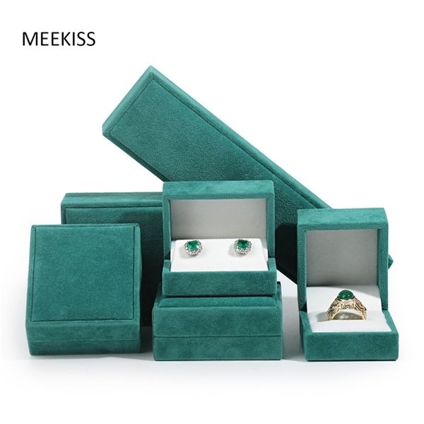 flannel jewelry box earring ring box organizer green pendant wedding engagement gift package for display 211105, Black
flannel jewelry box earring ring box organizer green pendant wedding engagement gift package for display 211105, Black