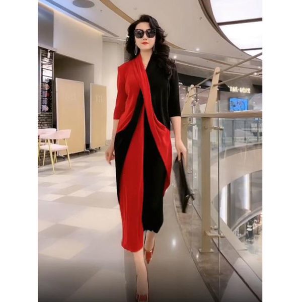 print women midi dress long sleeve bodycon bandage bodycon 2020 autumn winter clothes party dinner, Black;gray
print women midi dress long sleeve bodycon bandage bodycon 2020 autumn winter clothes party dinner, Black;gray