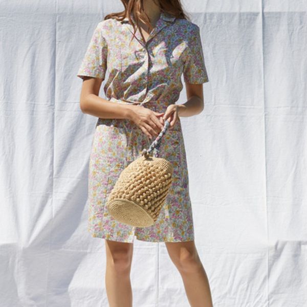2021 new algodo floral feminino de manga curta prairie chique com decote em v bolsos duplos rendas at vintage faixas botes vestido das vnjd, Black;gray
2021 new algodo floral feminino de manga curta prairie chique com decote em v bolsos duplos rendas at vintage faixas botes vestido das vnjd, Black;gray
