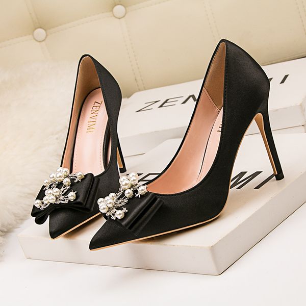 9288-53 womens shoes stiletto heel satin pointed toe banquet pearl bow high heel pumps, Black
9288-53 womens shoes stiletto heel satin pointed toe banquet pearl bow high heel pumps, Black