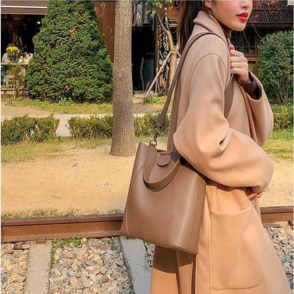 bolsas style bucket leather for women female pu korean black handbag shoulder bag bags lady messenger bag totes gikqu, Red;black
bolsas style bucket leather for women female pu korean black handbag shoulder bag bags lady messenger bag totes gikqu, Red;black