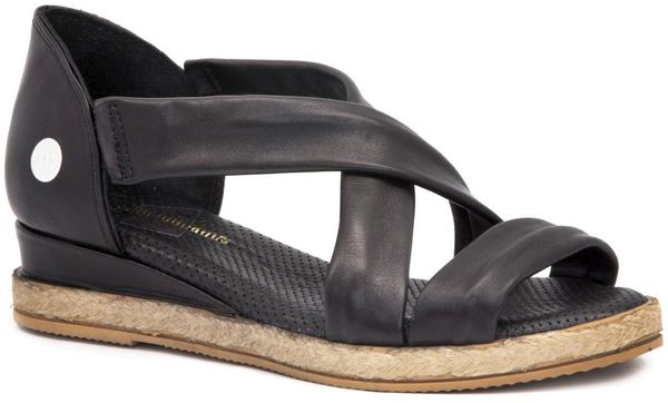 sandals mammamia d21ys 1115 black 2021 summer women slippers genuine cow leather zipper cross strappy daily casual use comfortable
sandals mammamia d21ys 1115 black 2021 summer women slippers genuine cow leather zipper cross strappy daily casual use comfortable
