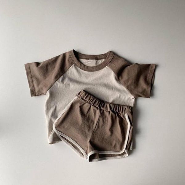 clothing sets summer kids short sleeve t-shirt + shorts 2pcs suit children cotton casual clothes set baby boys girls fashion, White
clothing sets summer kids short sleeve t-shirt + shorts 2pcs suit children cotton casual clothes set baby boys girls fashion, White