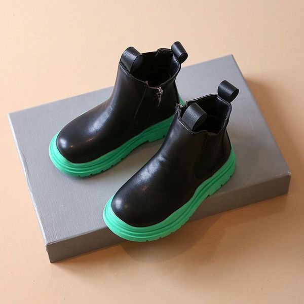 boots fashion girls candy color thick bottom 2021 autumn children british short boys leather, Black;grey
boots fashion girls candy color thick bottom 2021 autumn children british short boys leather, Black;grey