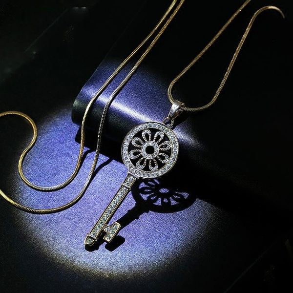 pendant necklaces vintage women's long necklace crystal key for women snake chain beach fashion jewelry, Silver
pendant necklaces vintage women's long necklace crystal key for women snake chain beach fashion jewelry, Silver