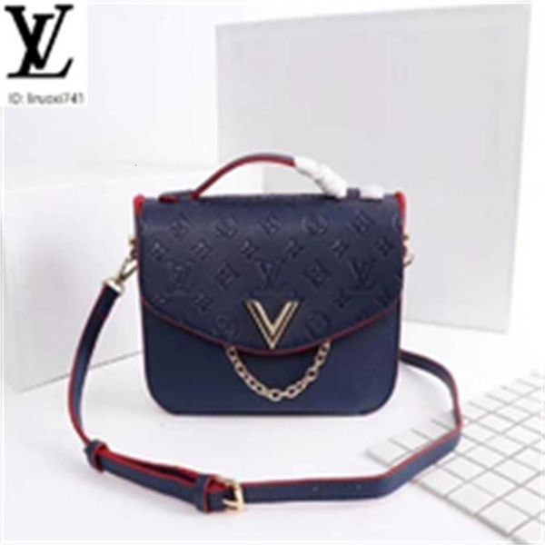 brand designer luxury h999 m53382 embossed shoulder bag dark blue women handbags iconic bags handles shoulder bags totes cross body bag, Red;black
brand designer luxury h999 m53382 embossed shoulder bag dark blue women handbags iconic bags handles shoulder bags totes cross body bag, Red;black