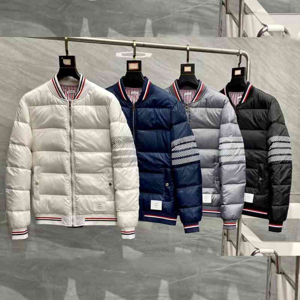 2021 fashion luxury brand men down coats slim short tb jacket solid baseball uniform thick casual autumn winter clothing, Black
2021 fashion luxury brand men down coats slim short tb jacket solid baseball uniform thick casual autumn winter clothing, Black