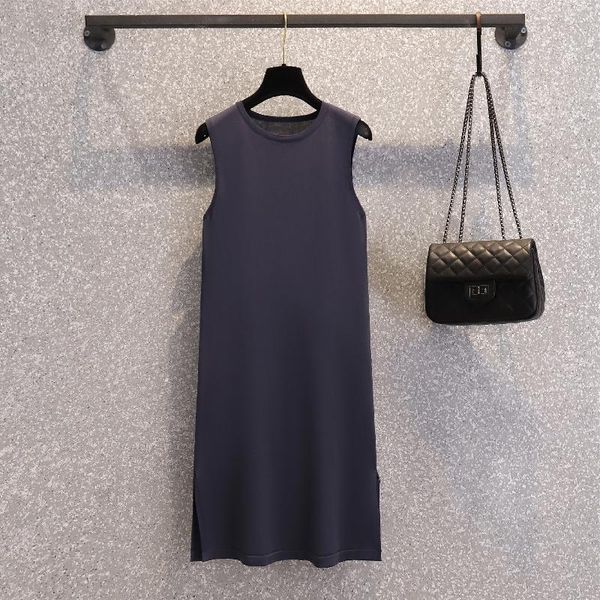 casual dresses l-4xl 2021 chic summer solid knitting dress for women sleeveless o-neck loose waist a-line elegant fashionable, Black;gray
casual dresses l-4xl 2021 chic summer solid knitting dress for women sleeveless o-neck loose waist a-line elegant fashionable, Black;gray