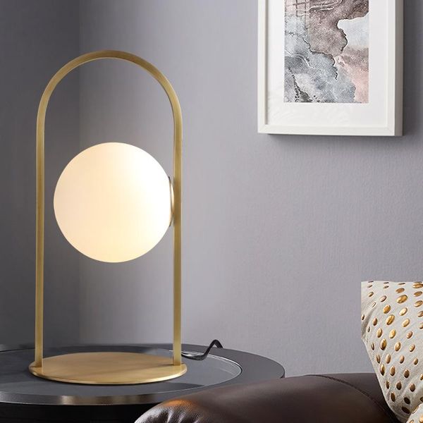 nordic copper living room bedroom bedside wall lamp simple creative study desk light luxury decorative table lamp 
nordic copper living room bedroom bedside wall lamp simple creative study desk light luxury decorative table lamp