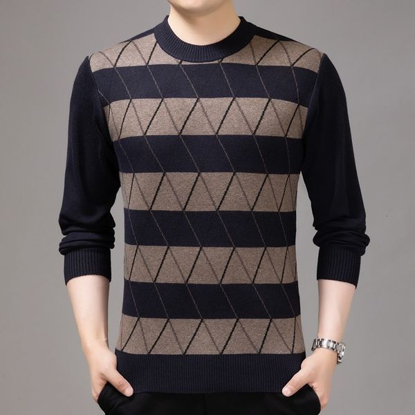 autumn winter pullover middle-aged and elderly round neck stripe color matching backing men's sweater dad's, White;black
autumn winter pullover middle-aged and elderly round neck stripe color matching backing men's sweater dad's, White;black