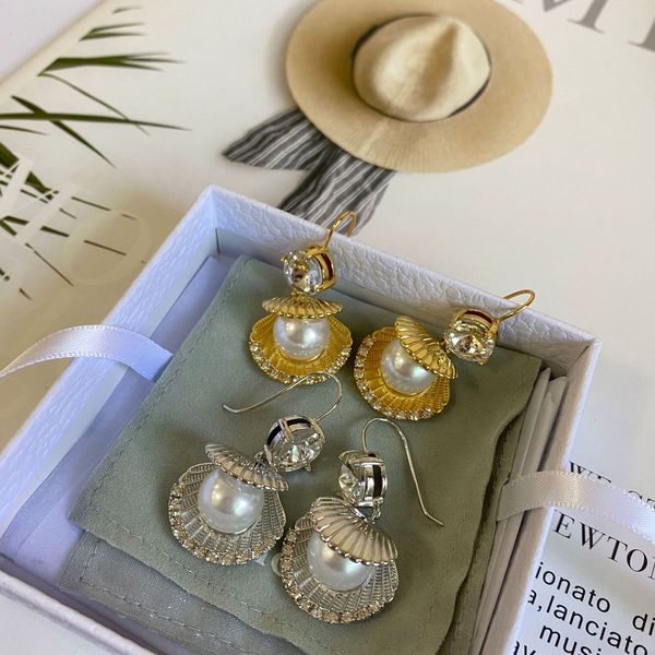 designer earrings jewellerymiu family miao family shell pearl inlaid with diamond earrings 8elz, Silver
designer earrings jewellerymiu family miao family shell pearl inlaid with diamond earrings 8elz, Silver