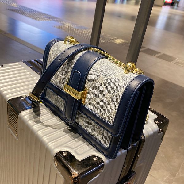 factory direct sale 75% off this year's popular 2021 new women's versatile ins chain messenger one shoulder small square bags
factory direct sale 75% off this year's popular 2021 new women's versatile ins chain messenger one shoulder small square bags