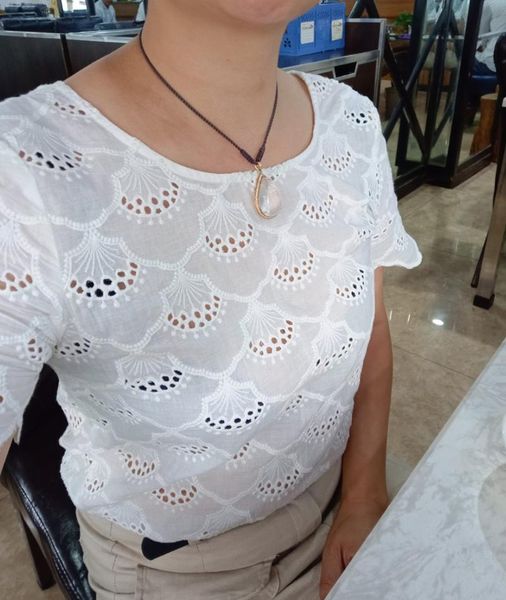 women's blouses & shirts elfbop ladies cotton white/black hollow out embroidery with short sleeve buttoned v back
women's blouses & shirts elfbop ladies cotton white/black hollow out embroidery with short sleeve buttoned v back