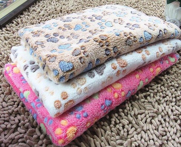 thick coral velvet blanket for your lovely dog and cat, pet warm sleeping beds, doggie lounge
thick coral velvet blanket for your lovely dog and cat, pet warm sleeping beds, doggie lounge