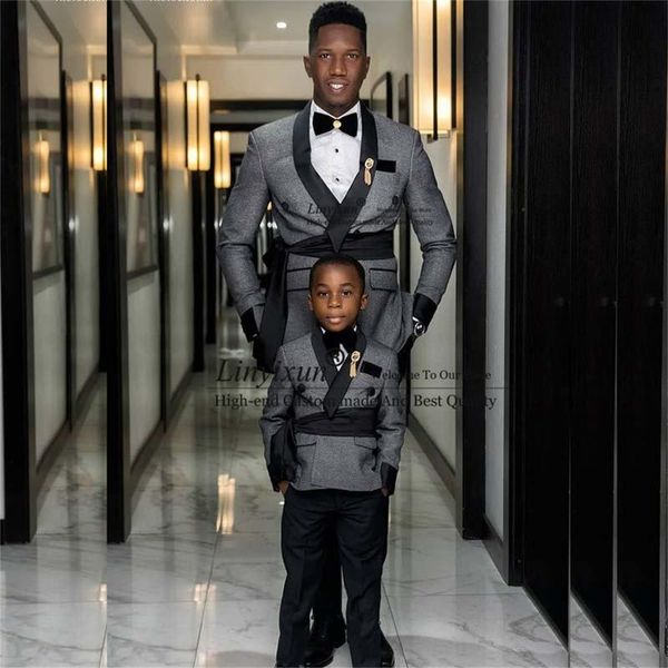 men's suits & blazers unique shawl lapel mens slim fit 2 pieces grey jacket black pants set groom wedding tuxedos fashion male prom par, White;black
men's suits & blazers unique shawl lapel mens slim fit 2 pieces grey jacket black pants set groom wedding tuxedos fashion male prom par, White;black