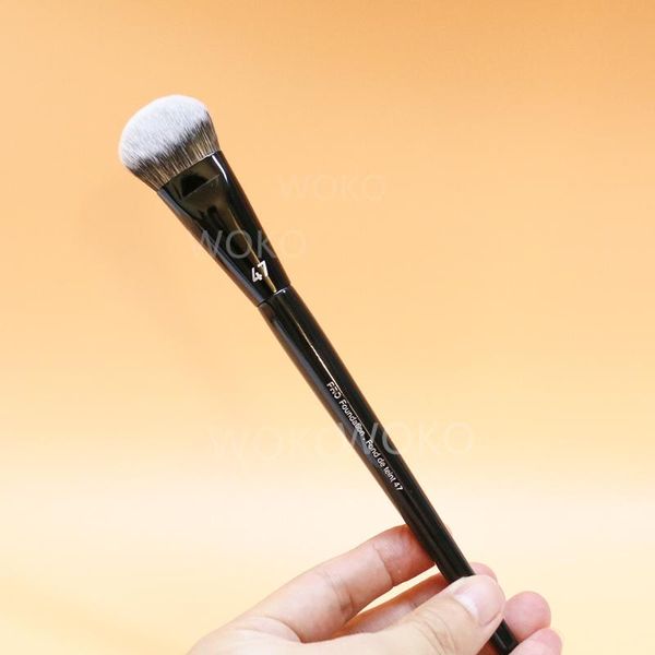 makeup brushes professional foundation brush bb ccream contour shadow powder liquid broom tools s47
makeup brushes professional foundation brush bb ccream contour shadow powder liquid broom tools s47