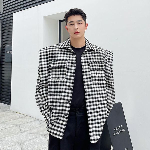 men's jackets 2021 autumn design short coat for men personalized three-dimensional wide shoulder pad plaid long sleeve thin jacket, Black;brown
men's jackets 2021 autumn design short coat for men personalized three-dimensional wide shoulder pad plaid long sleeve thin jacket, Black;brown