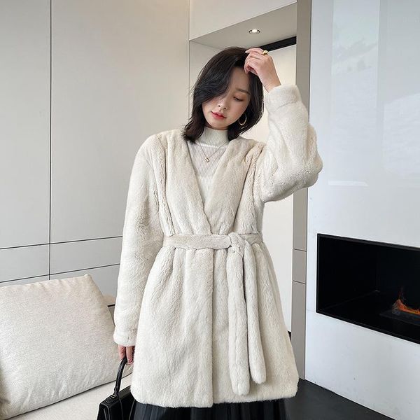 women's fur & faux fangtai 2021 winter purple velvet mink coat medium length v-neck whole, Black
women's fur & faux fangtai 2021 winter purple velvet mink coat medium length v-neck whole, Black