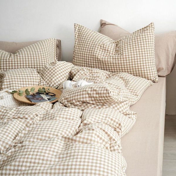 bedding sets bed home textile four-piece pure color simple washed cotton plaid quilt cover sheet pillowcase three-piece
bedding sets bed home textile four-piece pure color simple washed cotton plaid quilt cover sheet pillowcase three-piece