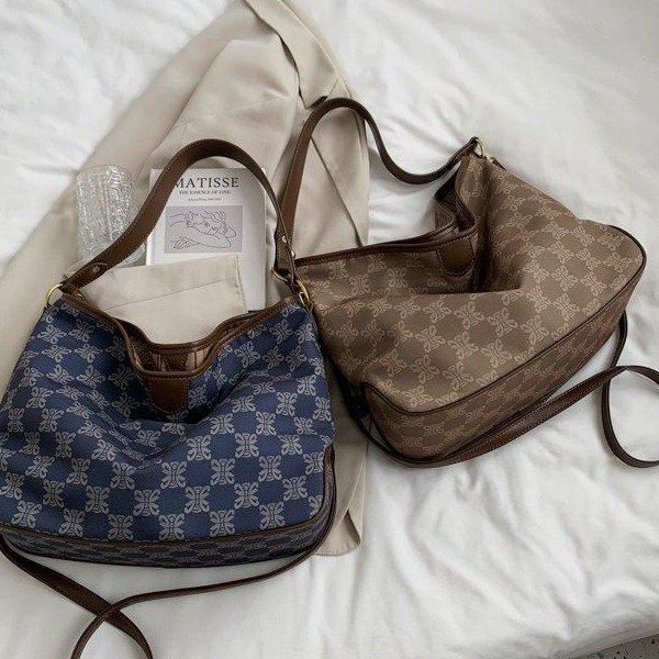 evening bags 2021 design women's jacquard handbag vintage shopping bag large capacity shoulder totes
evening bags 2021 design women's jacquard handbag vintage shopping bag large capacity shoulder totes