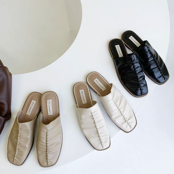 lazy half slippers female summer new fold square head comfortable casual ins baotou half slippers, Black
lazy half slippers female summer new fold square head comfortable casual ins baotou half slippers, Black