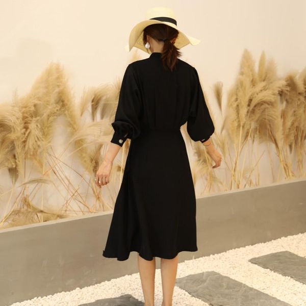 casual dresses elegant fashion 2021 autumn women dress with full sleeve and v-neck black asymmetrical long to calf, Black;gray
casual dresses elegant fashion 2021 autumn women dress with full sleeve and v-neck black asymmetrical long to calf, Black;gray